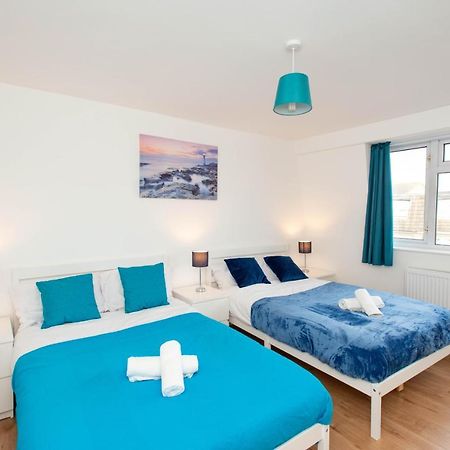 Stunning Four Bedroom House Close To Excel, O2 & Central London With Free Parking Buitenkant foto