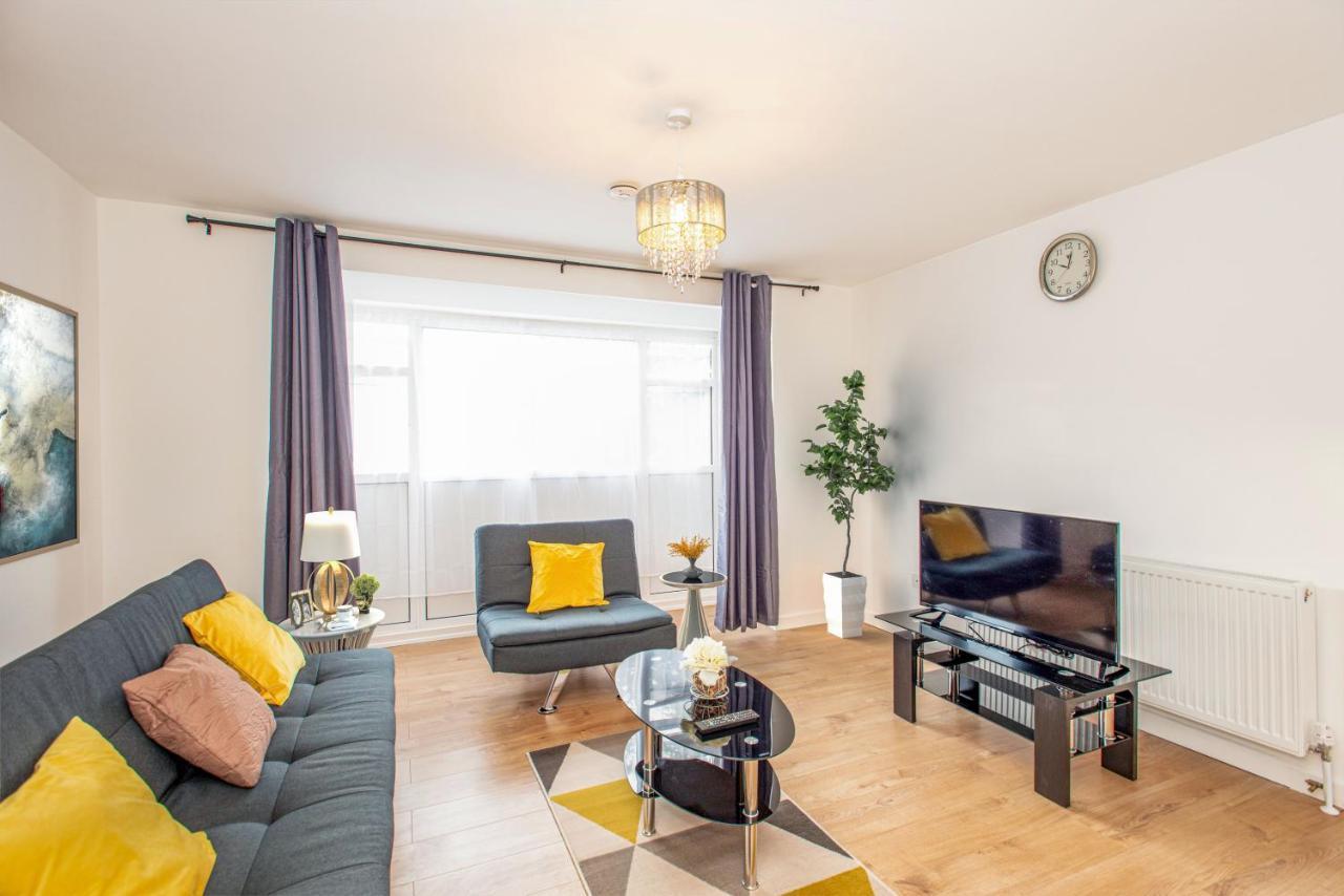 Stunning Four Bedroom House Close To Excel, O2 & Central London With Free Parking Buitenkant foto
