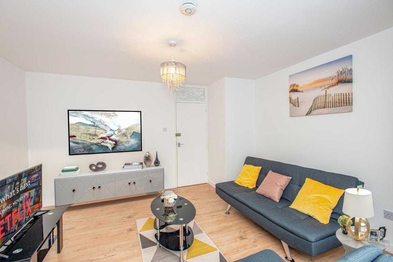 Stunning Four Bedroom House Close To Excel, O2 & Central London With Free Parking Buitenkant foto